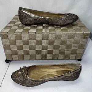 White Mountain Gold Shimmer Flats Size 7.5